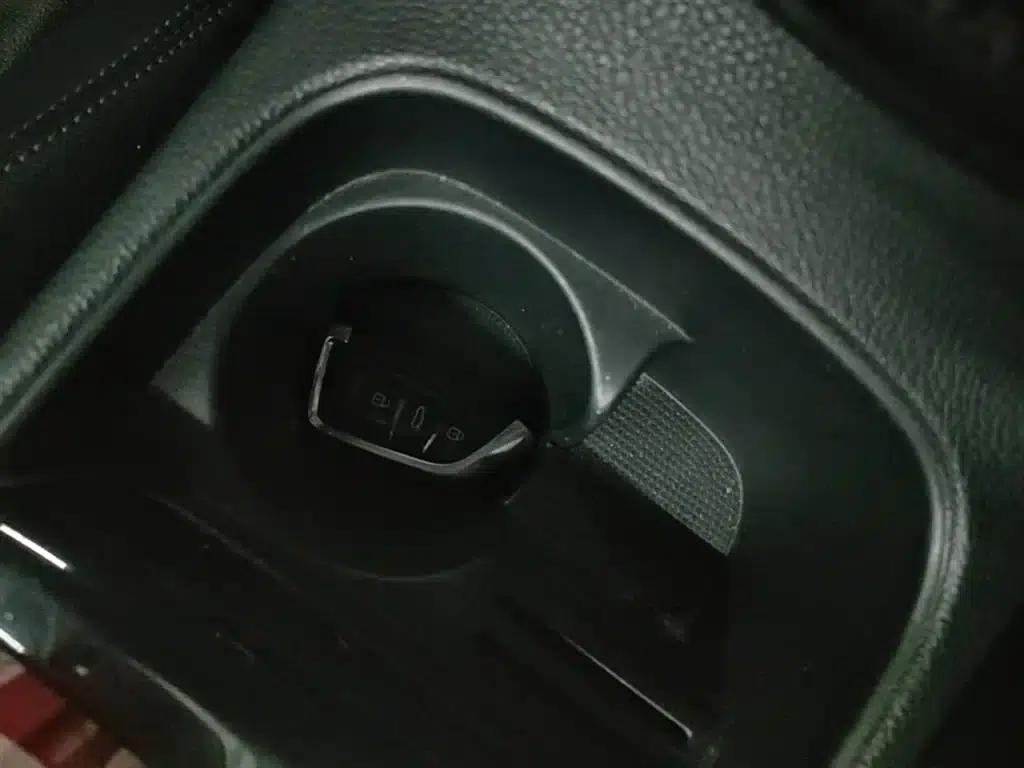 Kia K4 2015 1.8L Automatic DLX Special — миниатюра 9