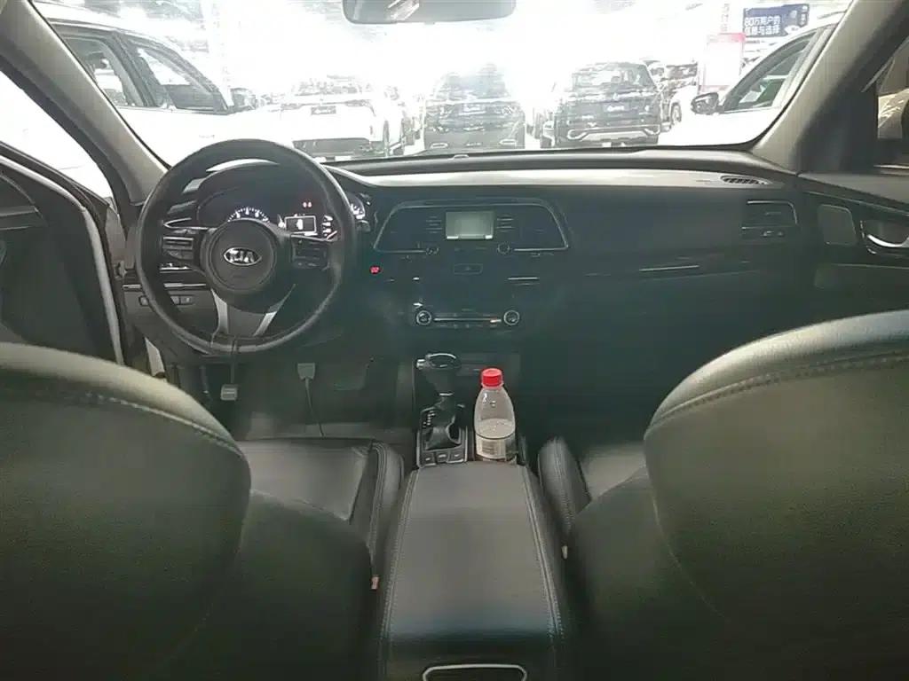Kia K4 2015 1.8L Automatic DLX Special — миниатюра 10