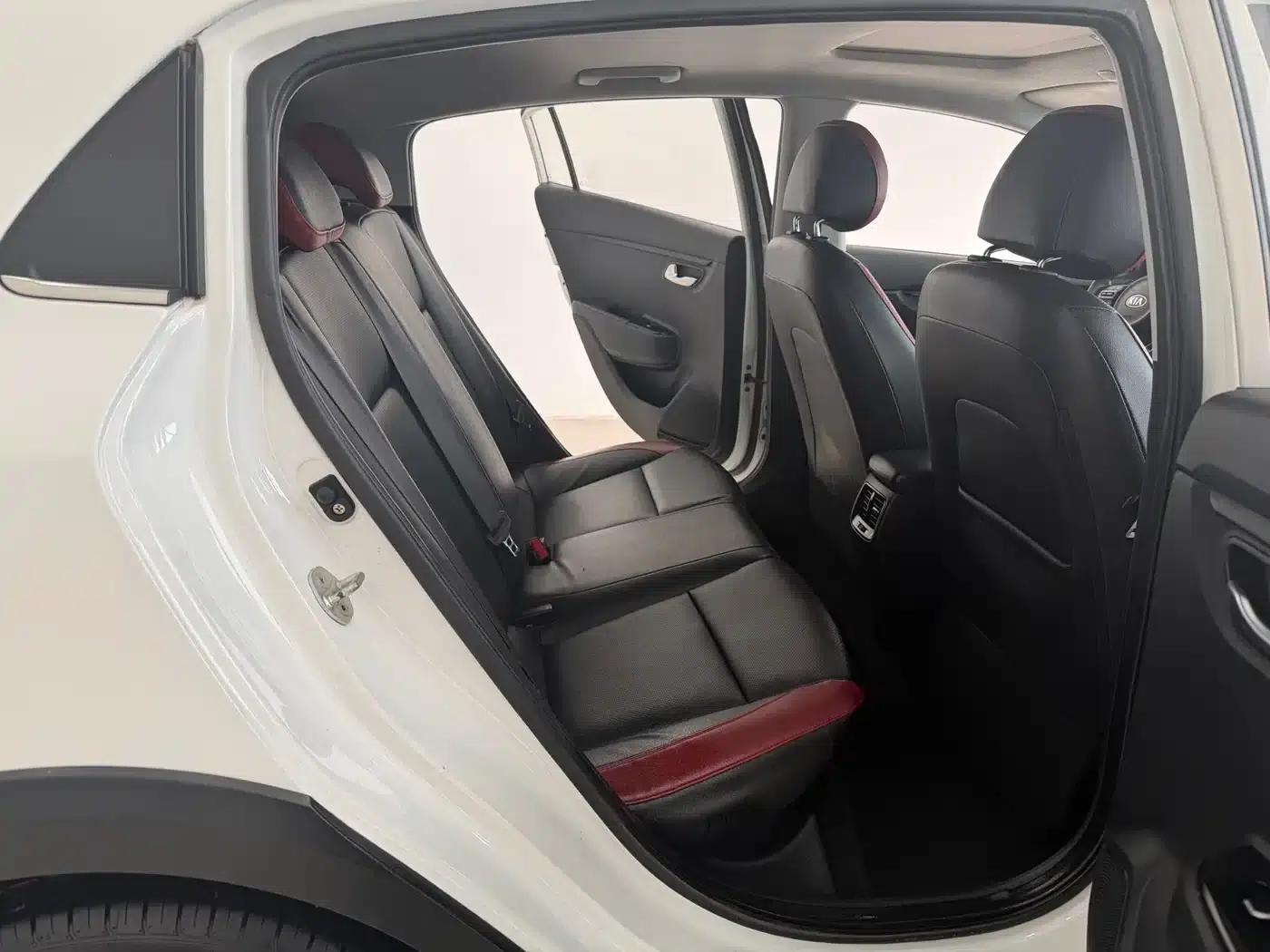 2017 KX CROSS 1.4L AT GLS — миниатюра 14