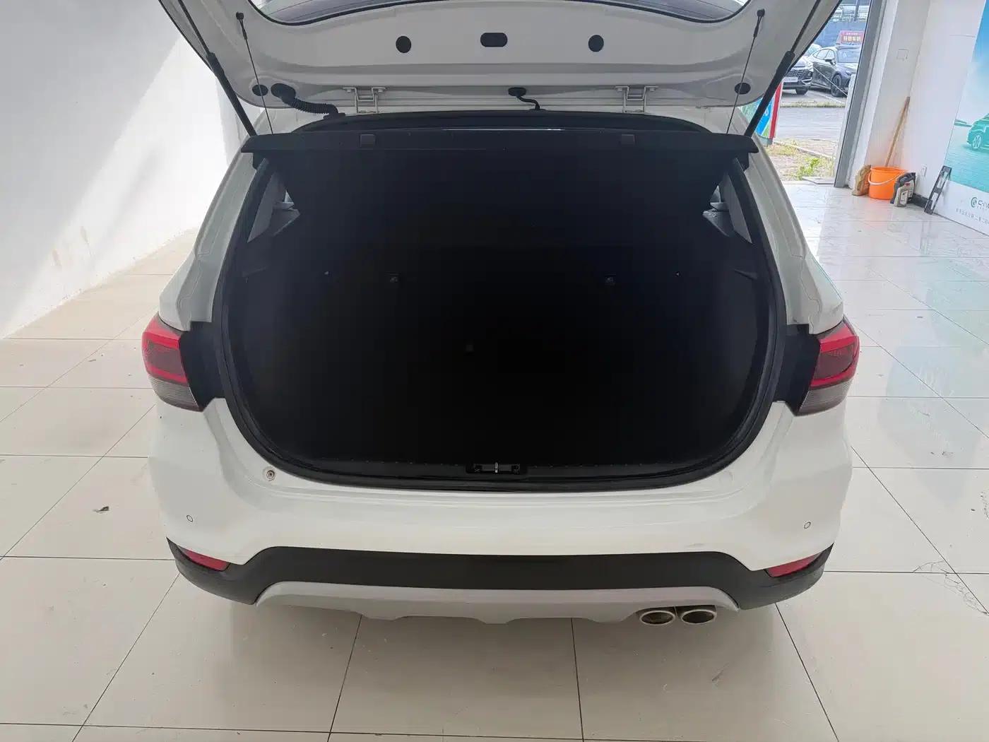 2017 KX CROSS 1.4L AT GLS — миниатюра 15