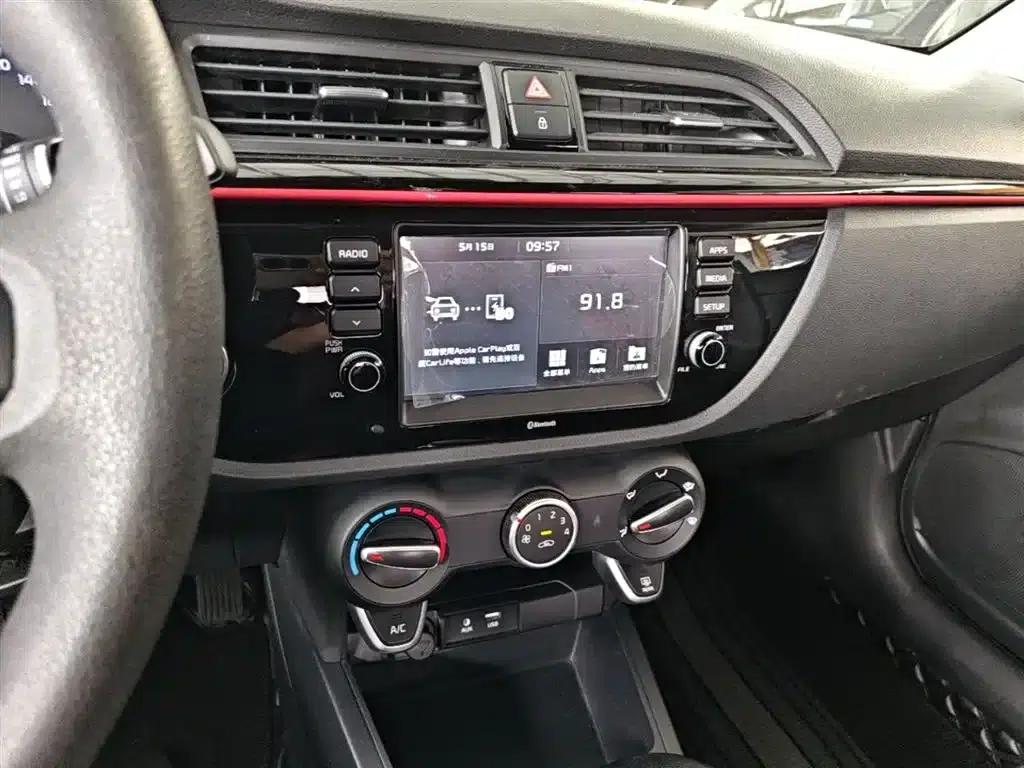 2017 KX CROSS 1.4L AT GLS — миниатюра 13