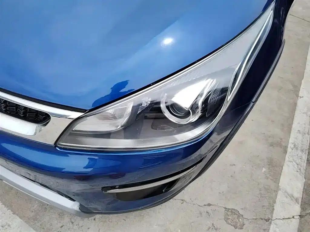 KX CROSS 2018 1.6L Automatic Sunroof Edition — миниатюра 24