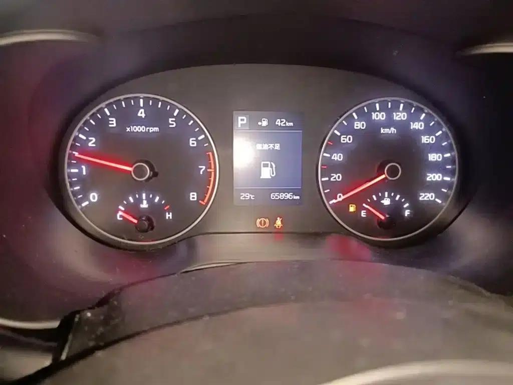 KX CROSS 2019 1.6L Automatic Sunroof Edition (China VI Emission Standard) — миниатюра 12