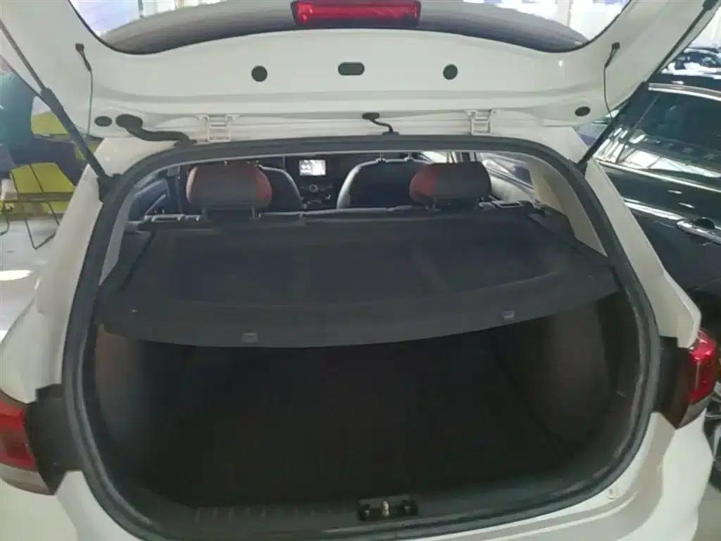 KX CROSS 2019 1.6L Automatic Sunroof Edition (China VI Emission Standard) — миниатюра 19