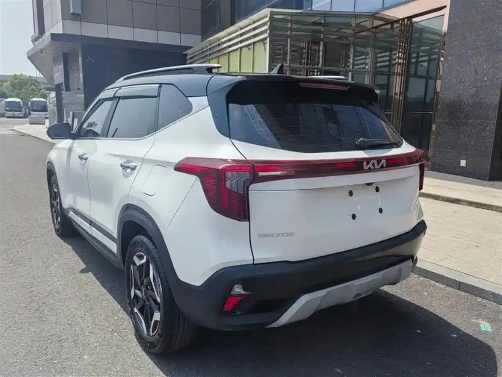 2023 Citroën Cytus 1.5L CVT Premium Edition — миниатюра 6