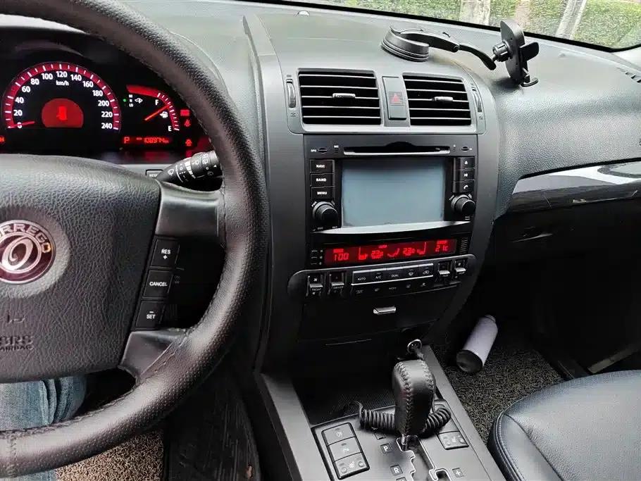 2015 Borrego 3.8L Luxury Edition (National IV Emission Standard) — миниатюра 13