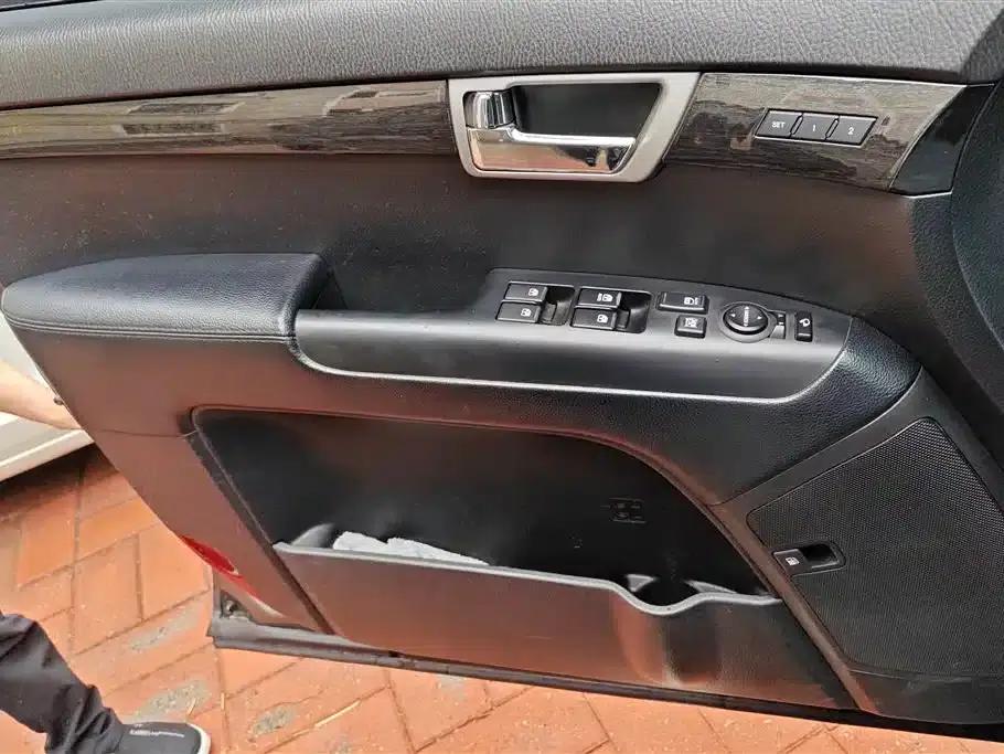2015 Borrego 3.8L Luxury Edition (National IV Emission Standard) — миниатюра 7