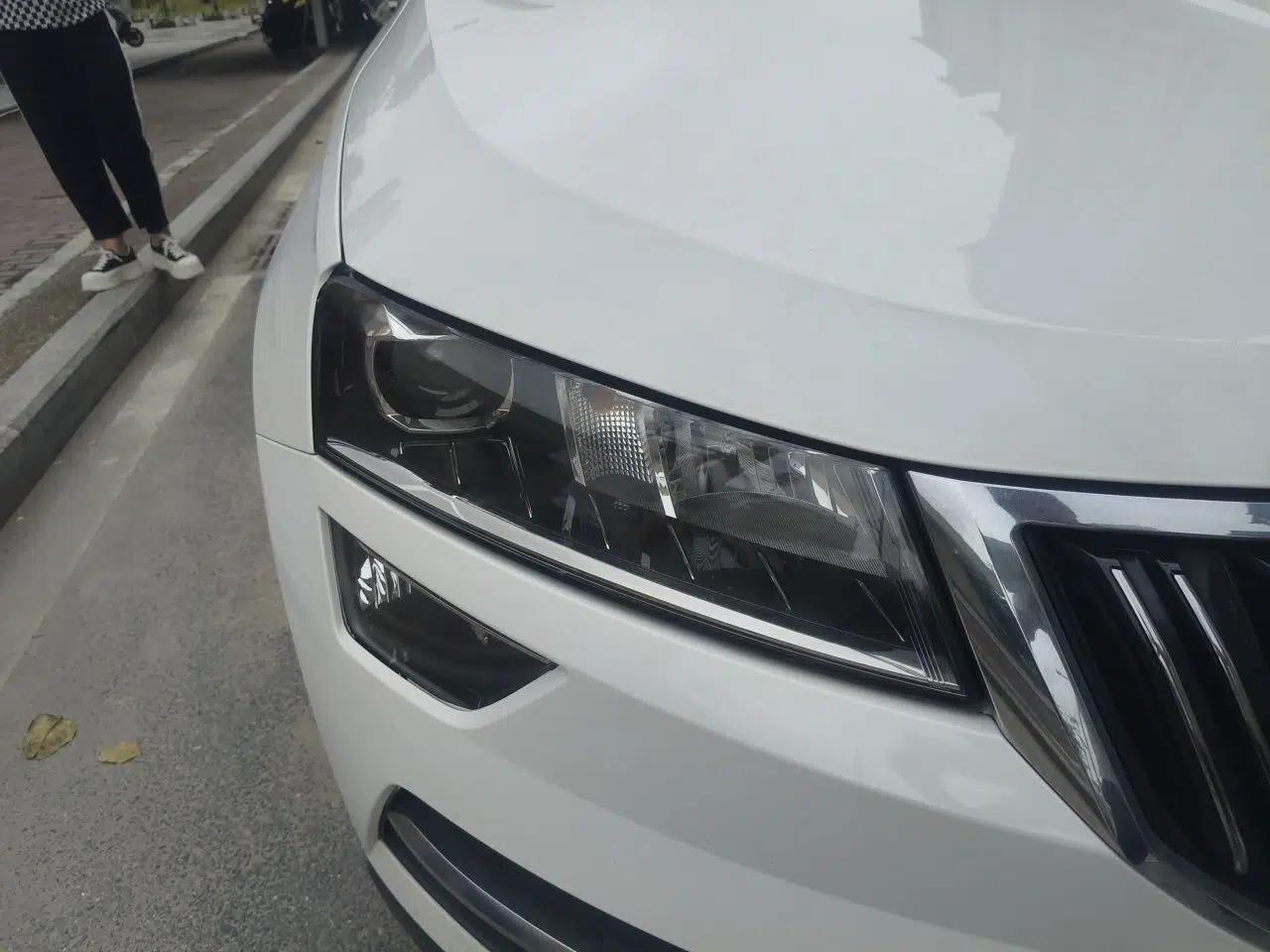 Skoda Karoq 2018 TSI280 Luxury Edition China V Standard — миниатюра 7