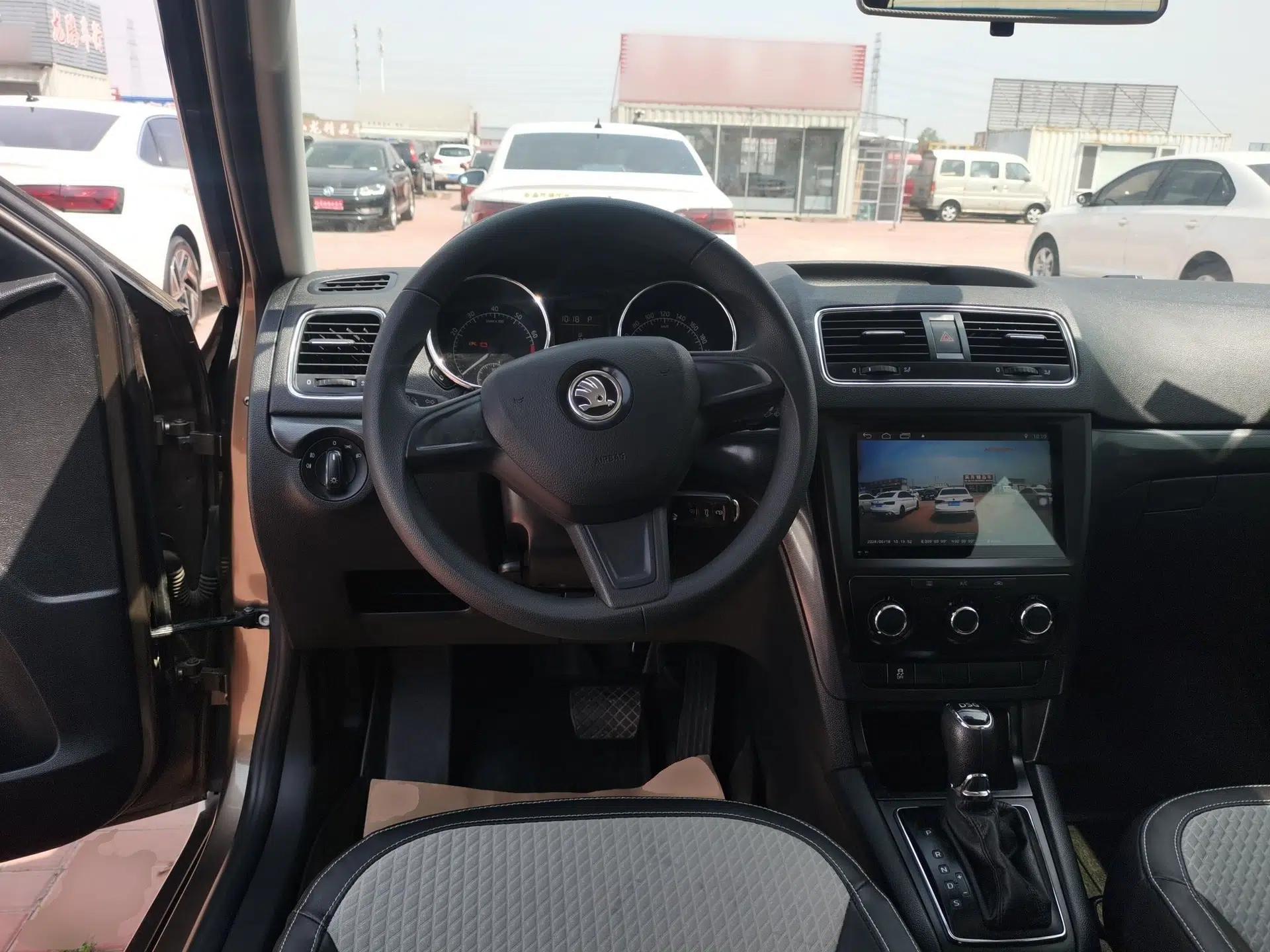 Skoda Yeti 2017 TSI280 DSG Advanced Edition — миниатюра 11