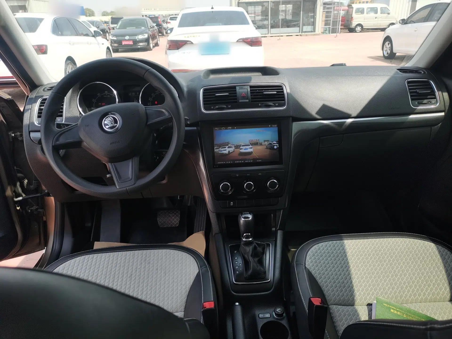 Skoda Yeti 2017 TSI280 DSG Advanced Edition — миниатюра 10