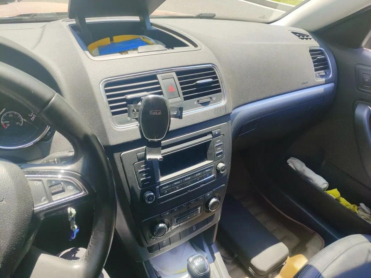 Skoda Yeti 2014 1.4 TSI DSG Polar Edition — миниатюра 12