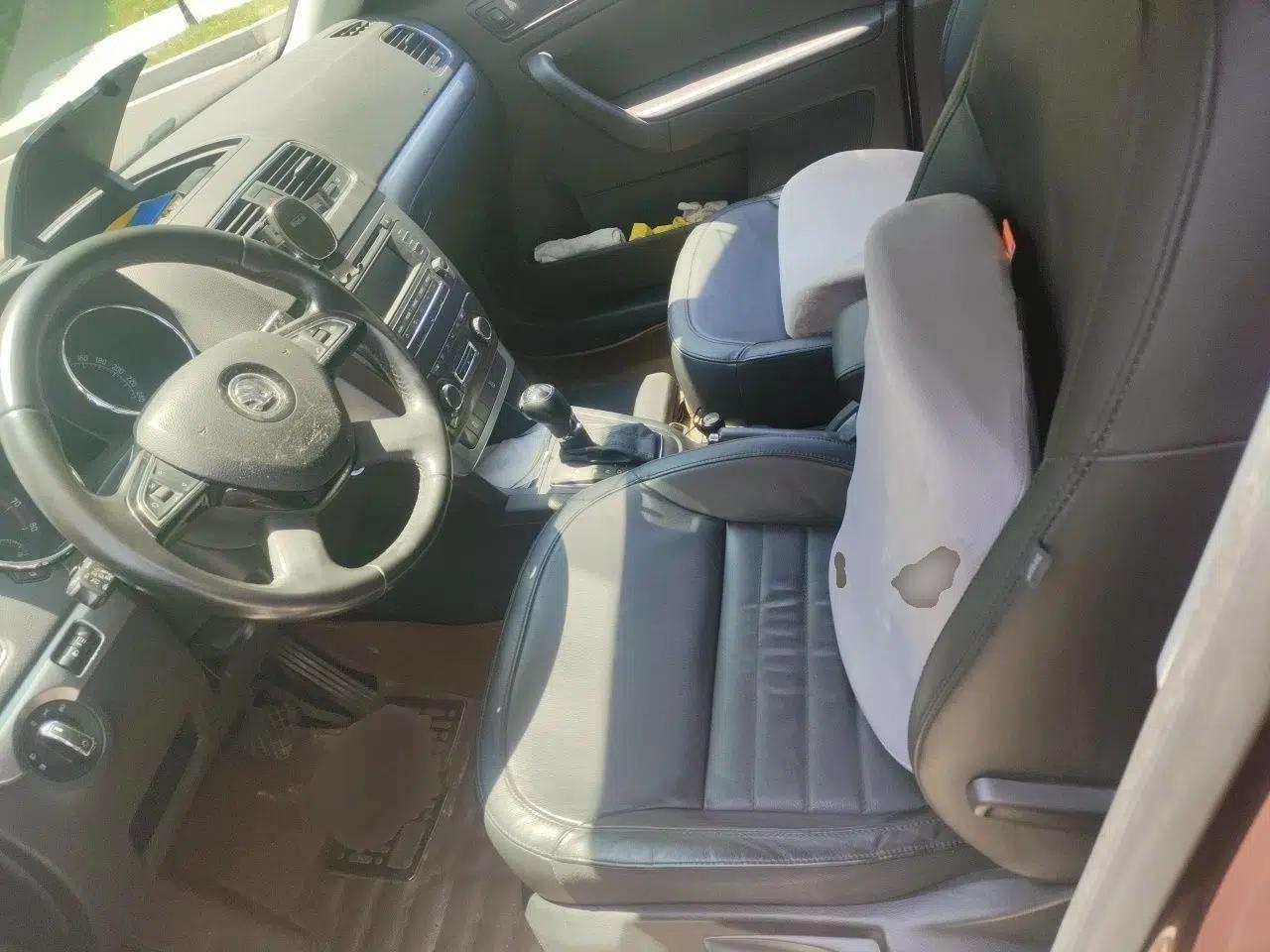 Skoda Yeti 2014 1.4 TSI DSG Polar Edition — миниатюра 14