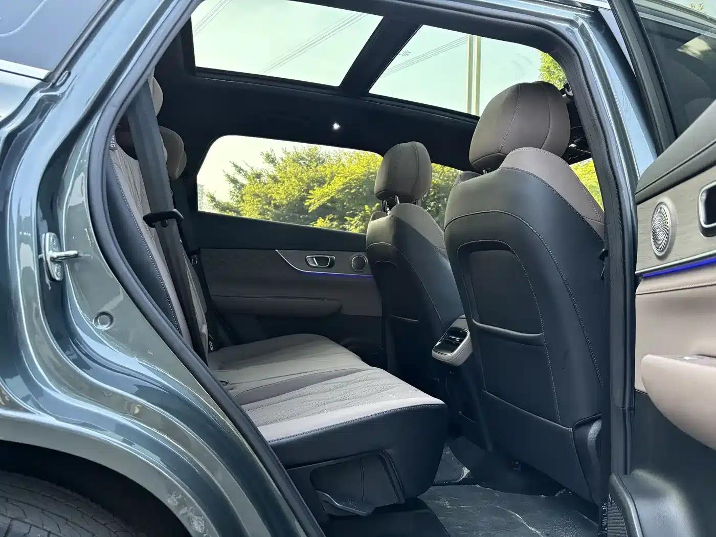 Chery Tiggo 8 PLUS 2025 290TGDI DCT Premium — миниатюра 18