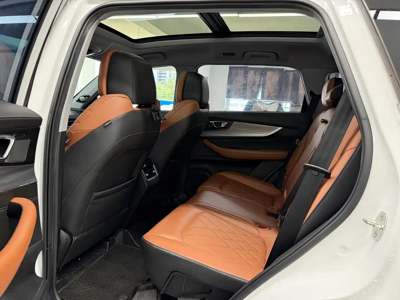 Chery Tiggo 8 PLUS 2021 290TGDI DCT Luxury Edition — миниатюра 13