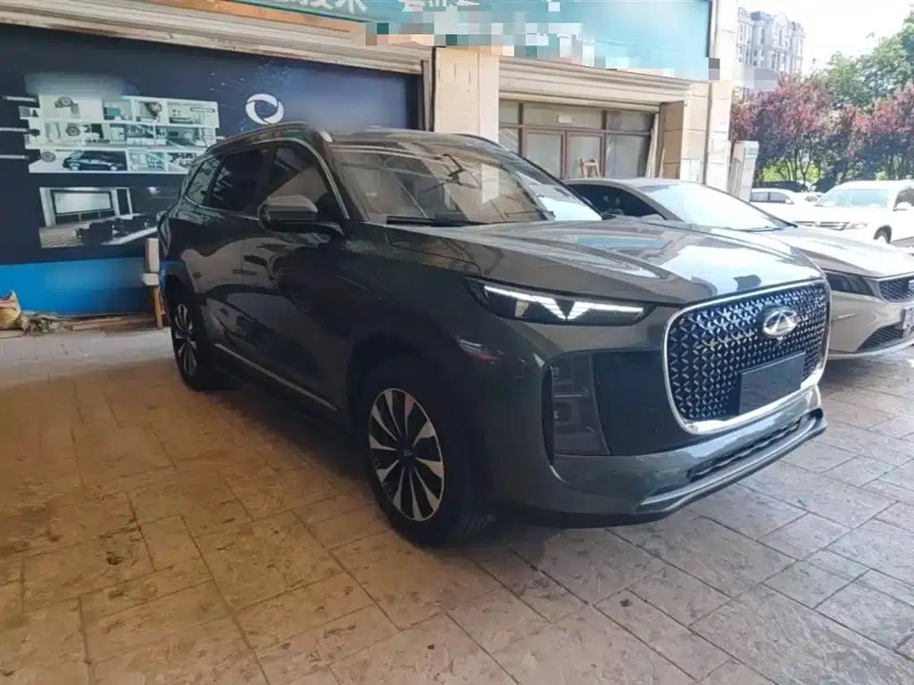 Chery Tiggo 8 PLUS 2025 290TGDI DCT Premium — миниатюра 4