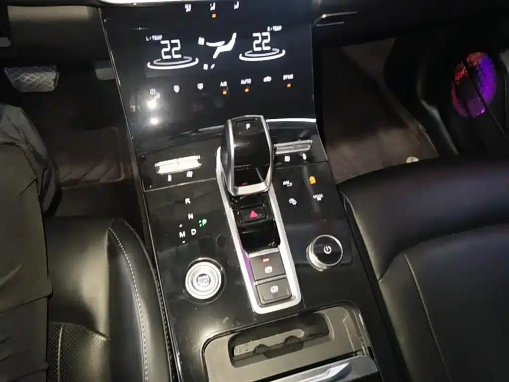 Chery Tiggo 8 PLUS 2021 290TGDI DCT Luxury Edition — миниатюра 14