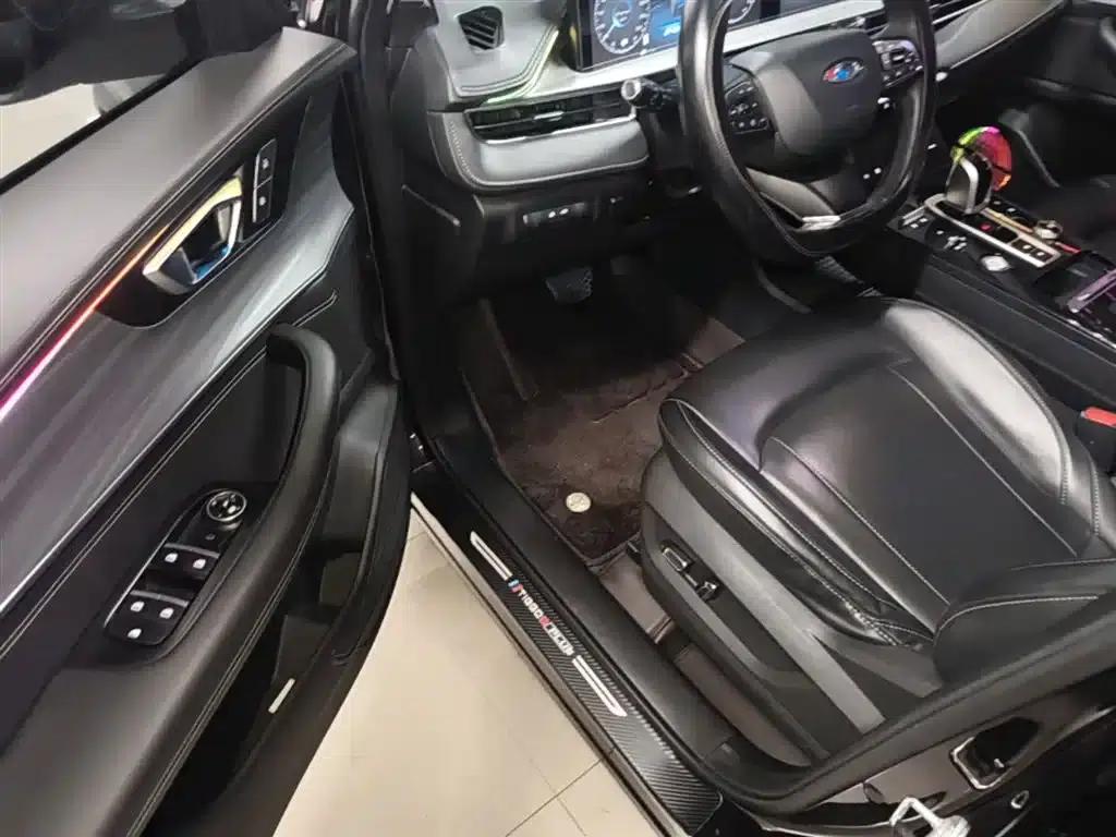 Chery Tiggo 8 PLUS 2021 290TGDI DCT Luxury Edition — миниатюра 16