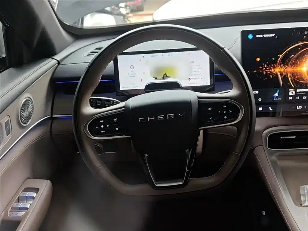 Chery Tiggo 8 PLUS 2025 290TGDI DCT Premium — миниатюра 11