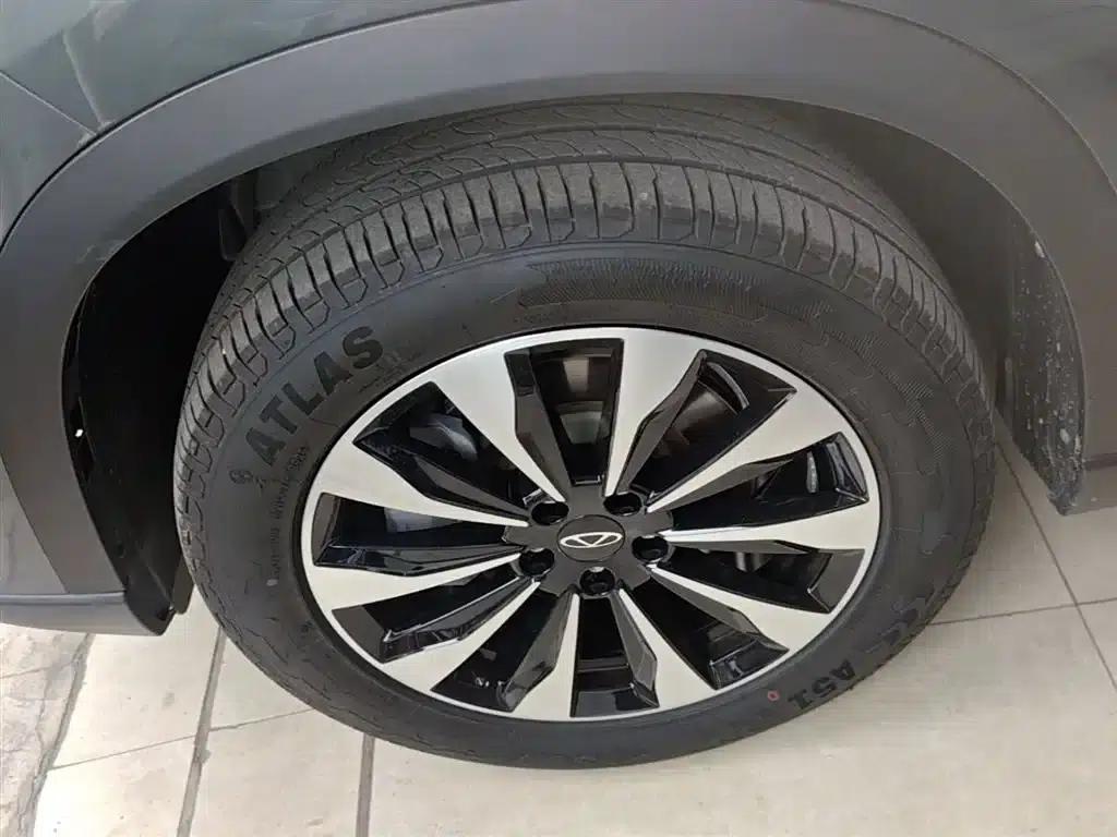 Chery Tiggo 8 PLUS 2025 290TGDI DCT Premium — миниатюра 23