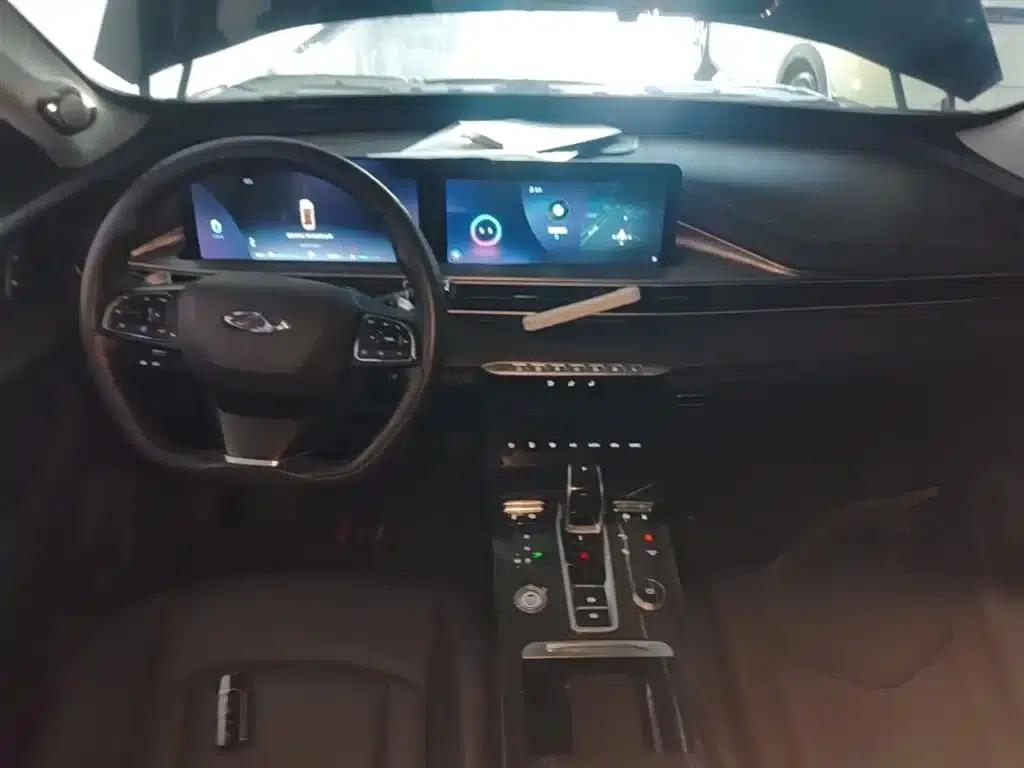 Chery Tiggo 8 PLUS 2021 290TGDI DCT Luxury Edition — миниатюра 10