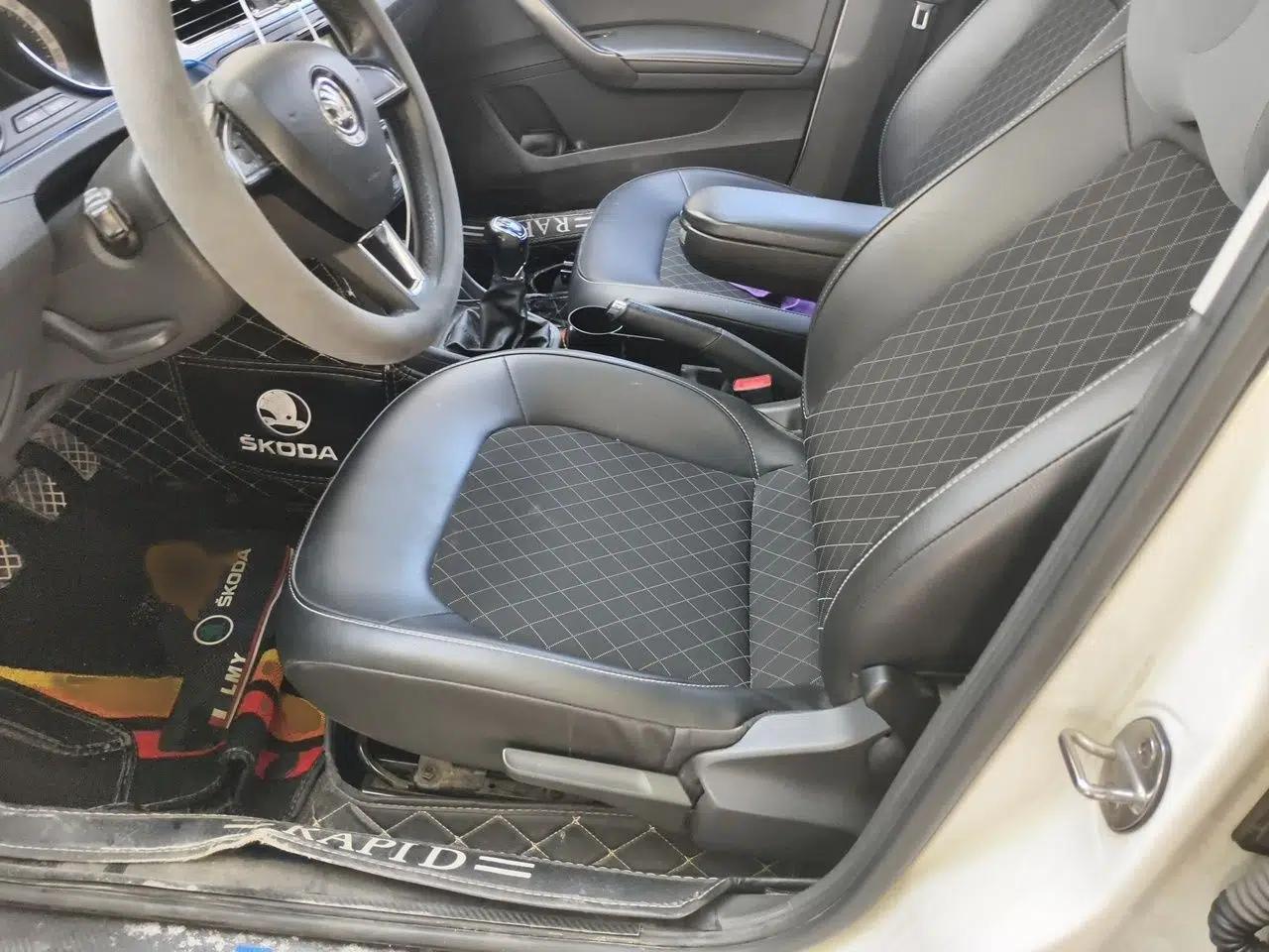 Skoda Rapid Spaceback 2018 1.6L Manual Comfort Edition — миниатюра 12