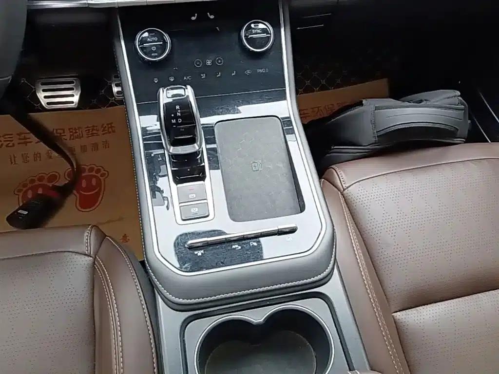 Chery Tiggo 8 2020 Facelift 290TGDI Automatic Premium Edition — миниатюра 14
