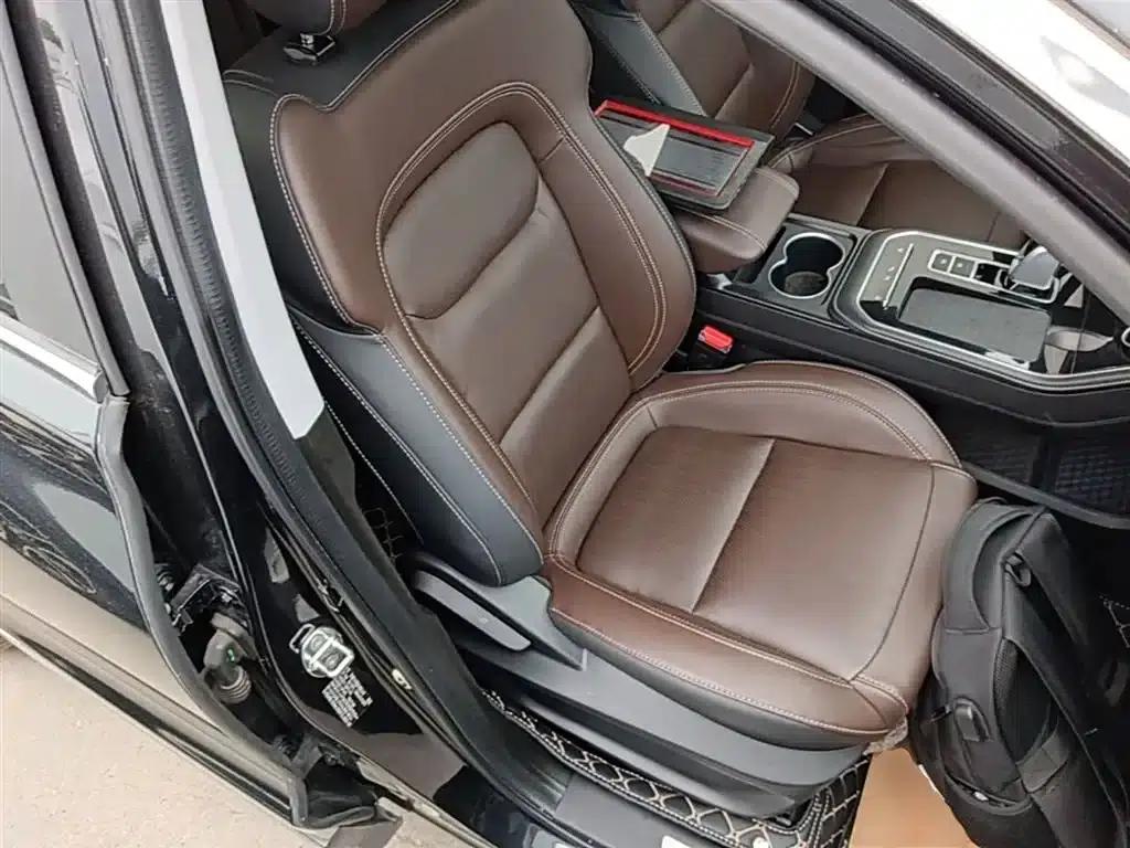 Chery Tiggo 8 2020 Facelift 290TGDI Automatic Premium Edition — миниатюра 25