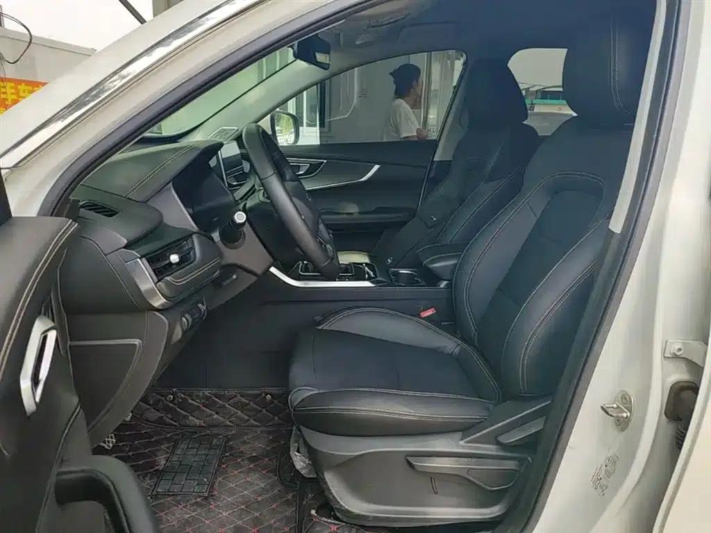 Chery Tiggo 8 2019 Model 1.5TCI Manual Fashion Edition — миниатюра 15