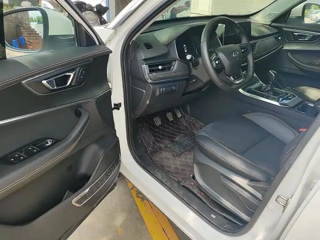 Chery Tiggo 8 2019 Model 1.5TCI Manual Fashion Edition — миниатюра 16