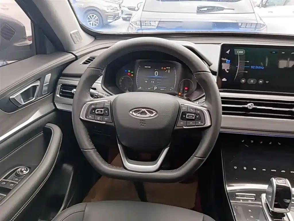 Chery Tiggo 8 2021 Kunpeng Edition 290TGDI Automatic Wind Chaser Edition — миниатюра 11