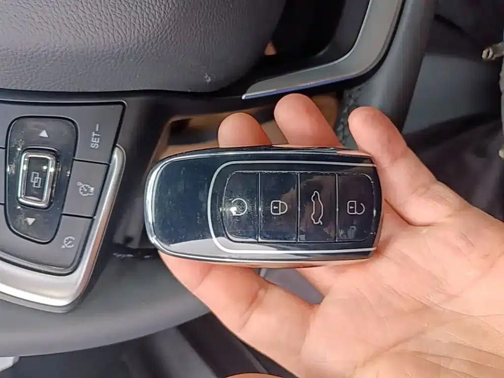 Chery Tiggo 8 2021 Kunpeng Edition 290TGDI Automatic Wind Chaser Edition — миниатюра 9