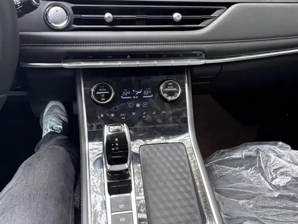 Chery Tiggo 8 2024 230TCI Automatic Elite Edition 7-seater — миниатюра 16
