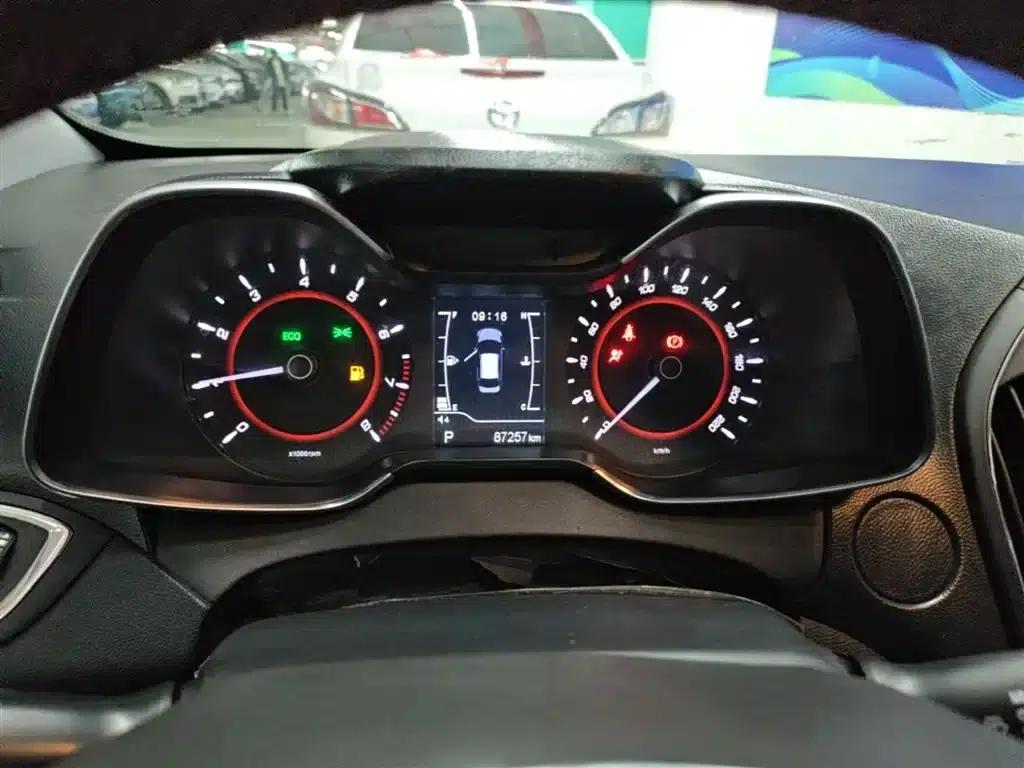 Chery Arrizo 5 2016 1.5L CVT Leading Edition — миниатюра 12