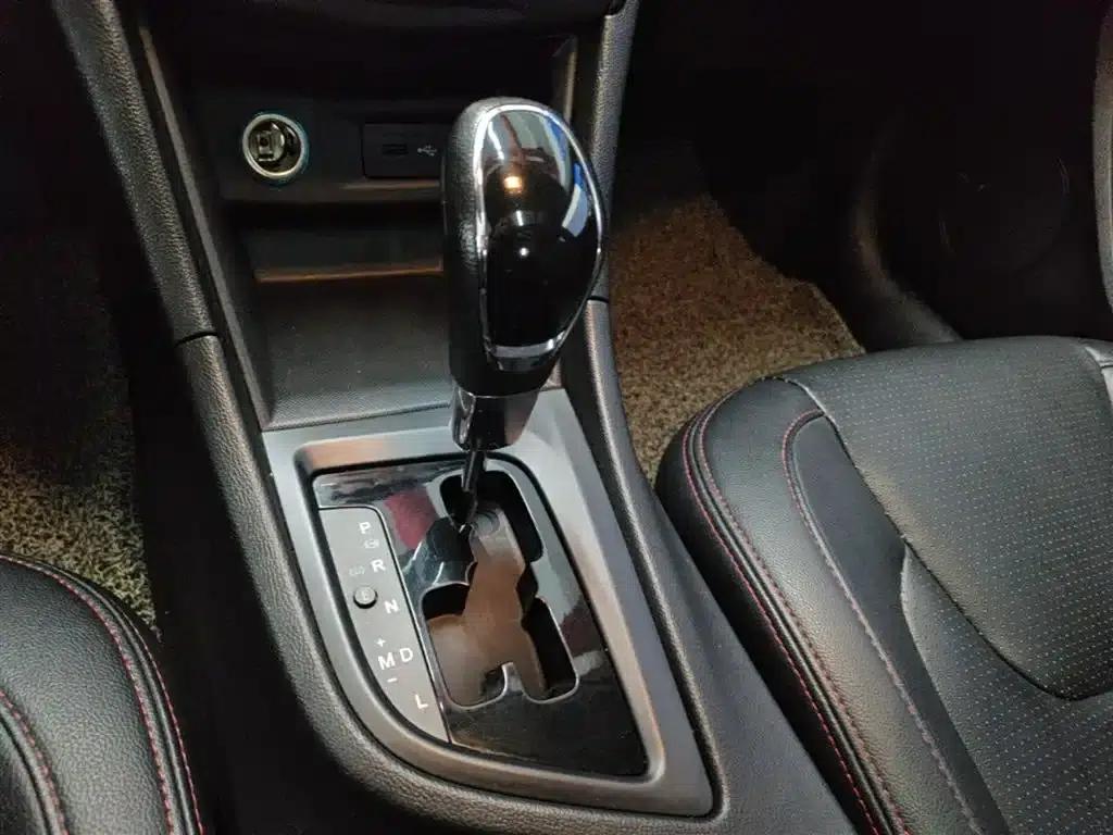 Chery Arrizo 5 2016 1.5L CVT Leading Edition — миниатюра 14