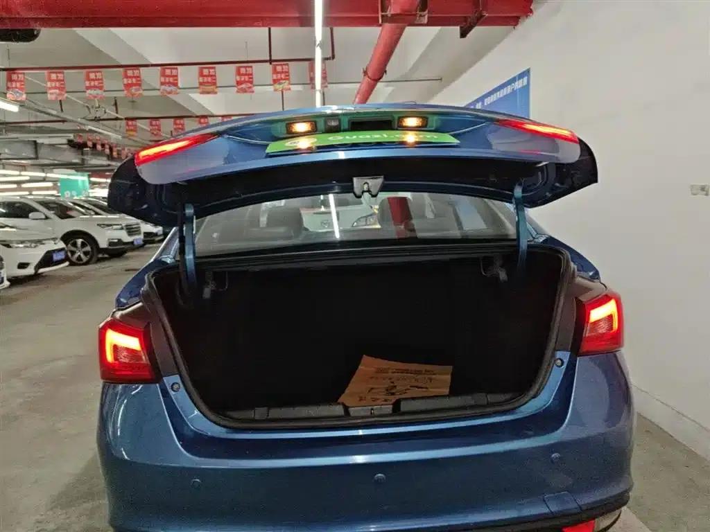 Chery Arrizo 5 2016 1.5L CVT Leading Edition — миниатюра 19