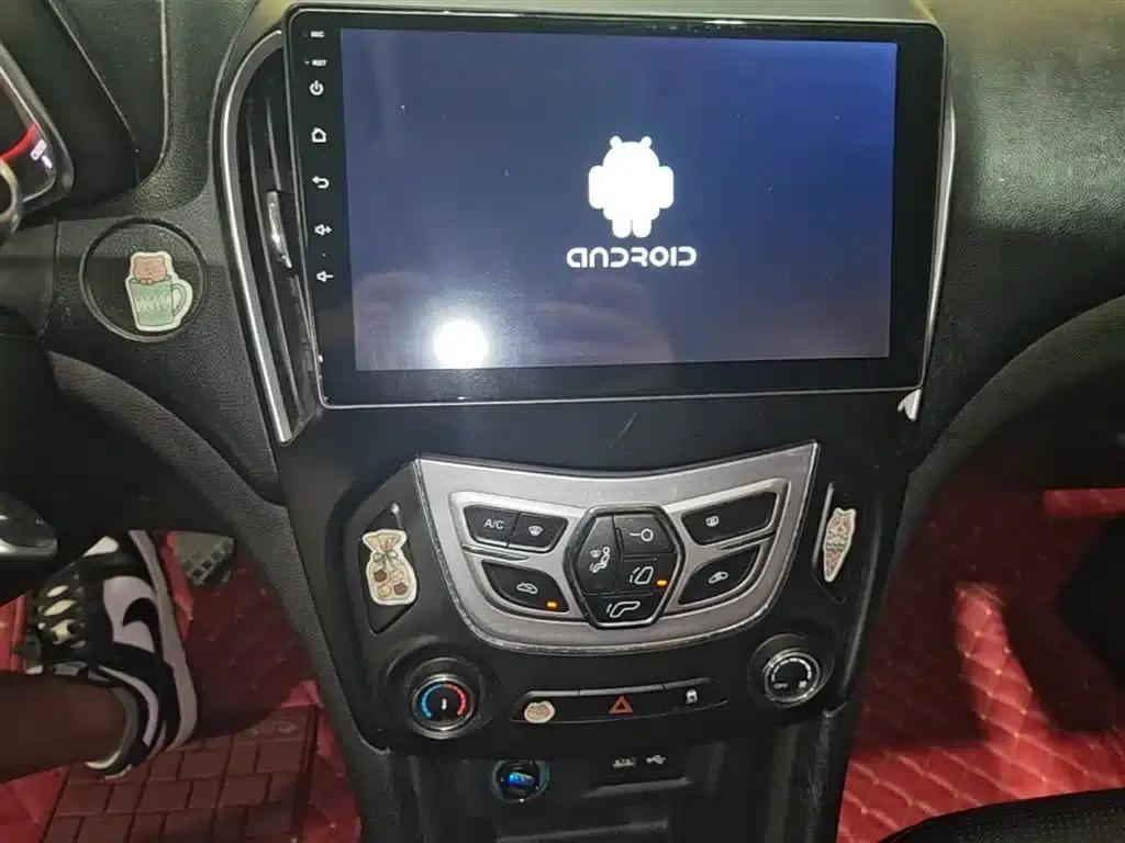 Chery Arrizo 5 2016 1.5L Manual Trendsetter Edition — миниатюра 13