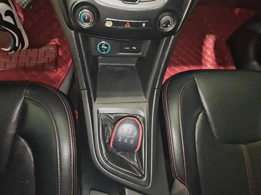 Chery Arrizo 5 2016 1.5L Manual Trendsetter Edition — миниатюра 14