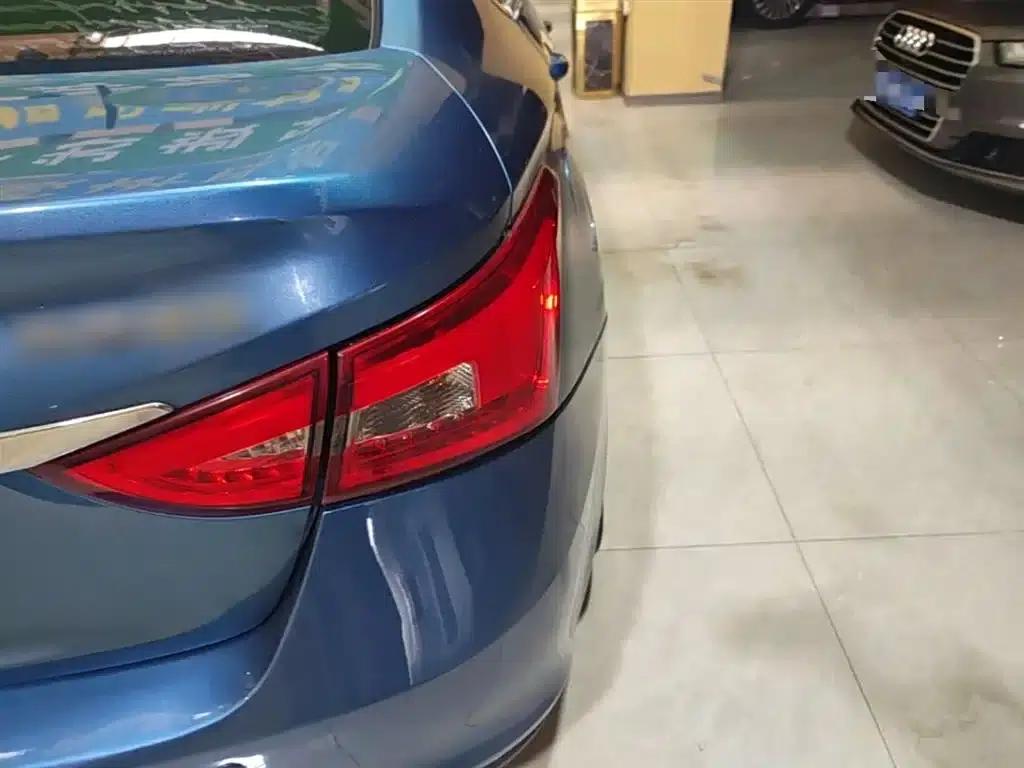 Chery Arrizo 5 2016 1.5L Manual Trendsetter Edition — миниатюра 8