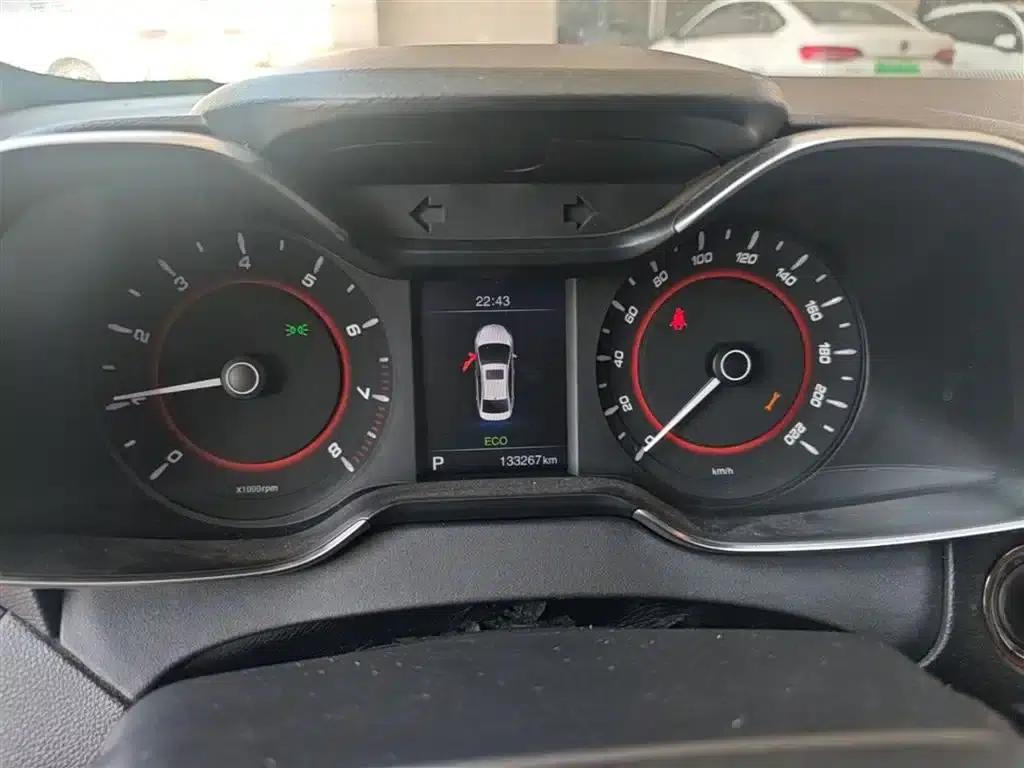 Chery Arrizo 5 2017 SPORT 1.5T CVT Premium Edition — миниатюра 12