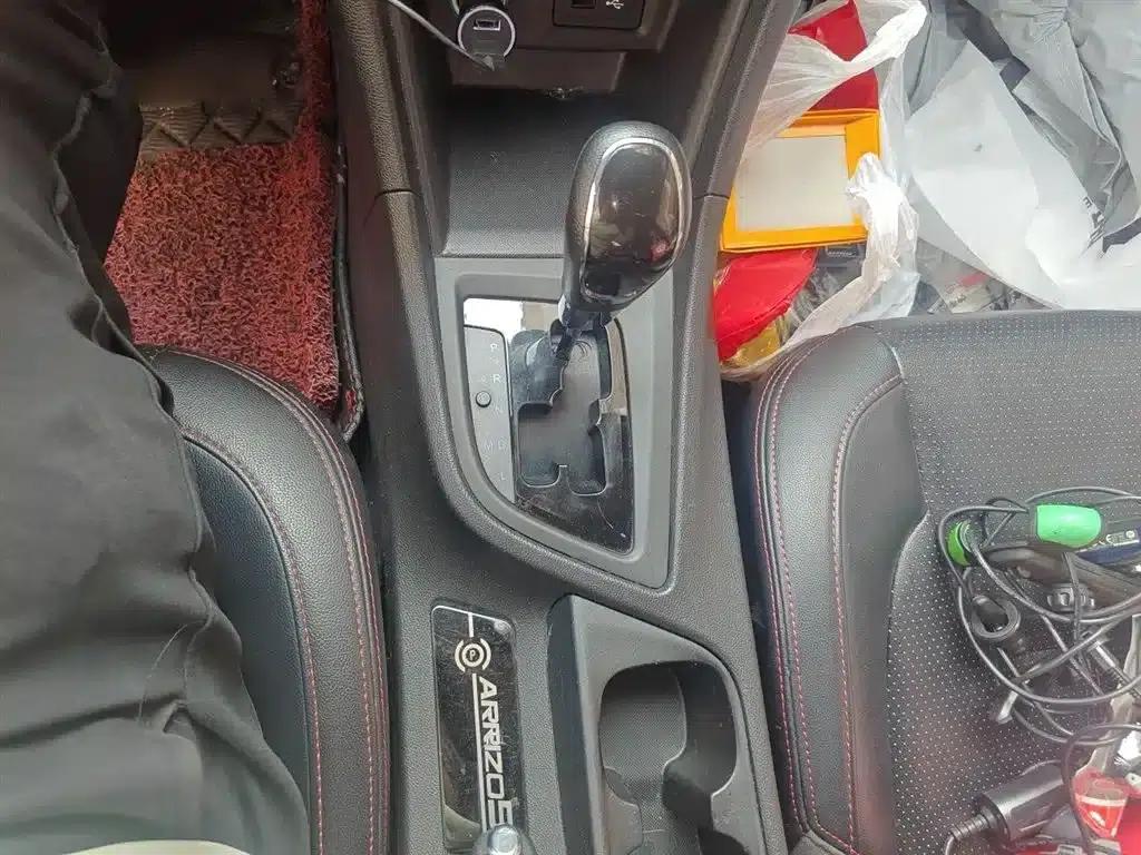 Chery Arrizo 5 2016 1.5L CVT Trendsetter Edition — миниатюра 7