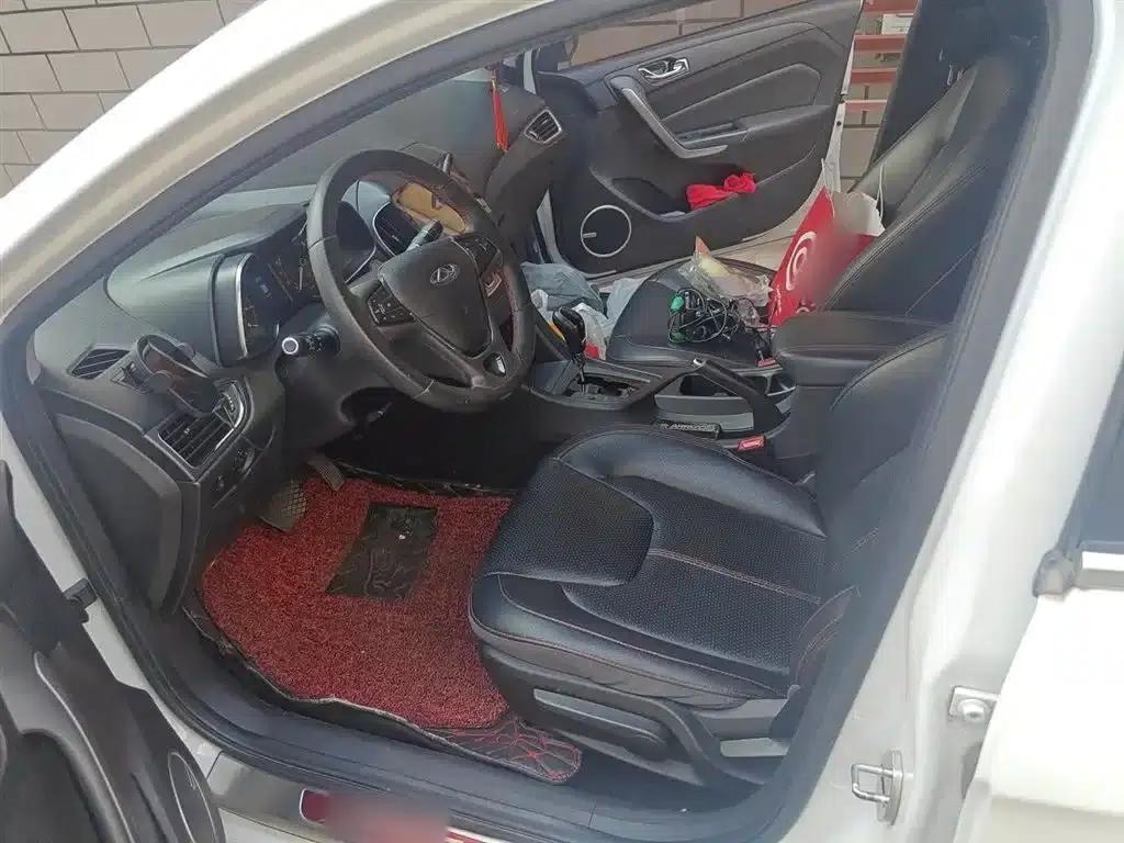 Chery Arrizo 5 2016 1.5L CVT Trendsetter Edition — миниатюра 8
