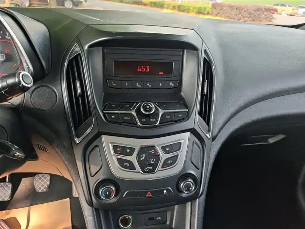 Chery Arrizo 5 2017 1.5L Manual Trendsetter Edition — миниатюра 13