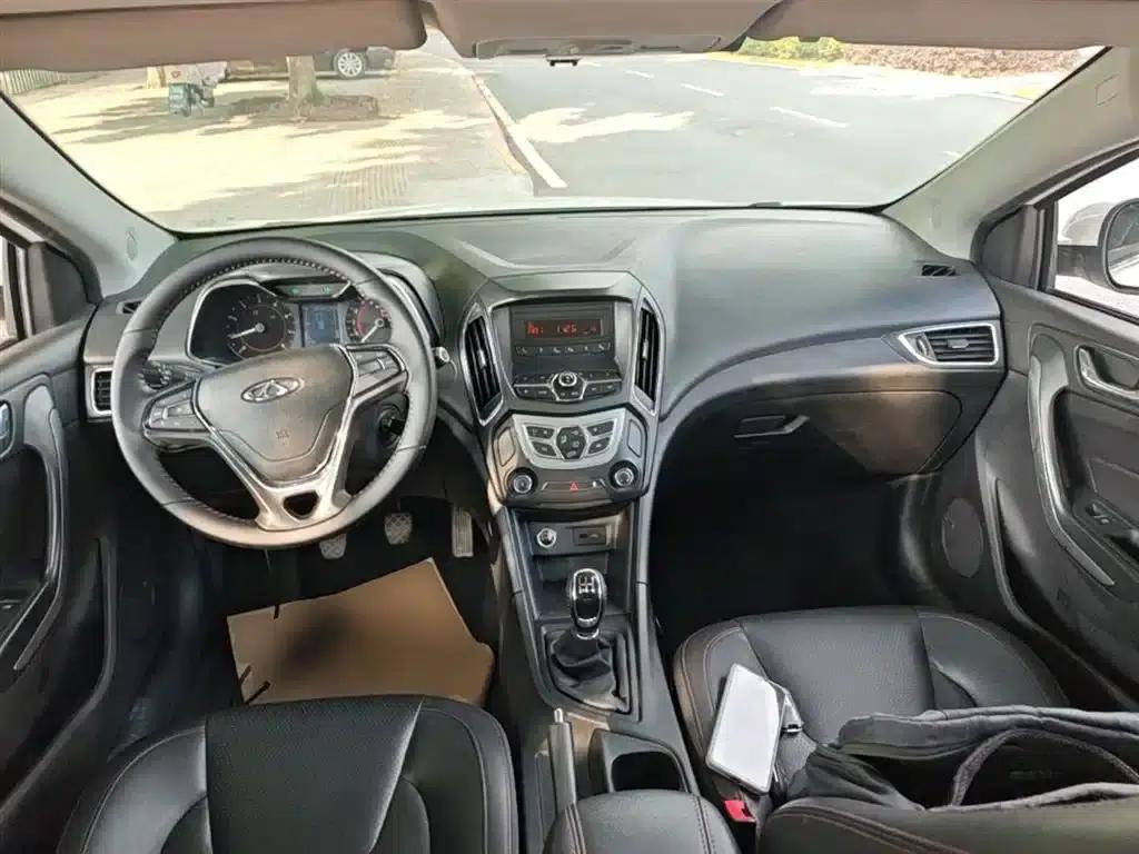 Chery Arrizo 5 2017 1.5L Manual Trendsetter Edition — миниатюра 10