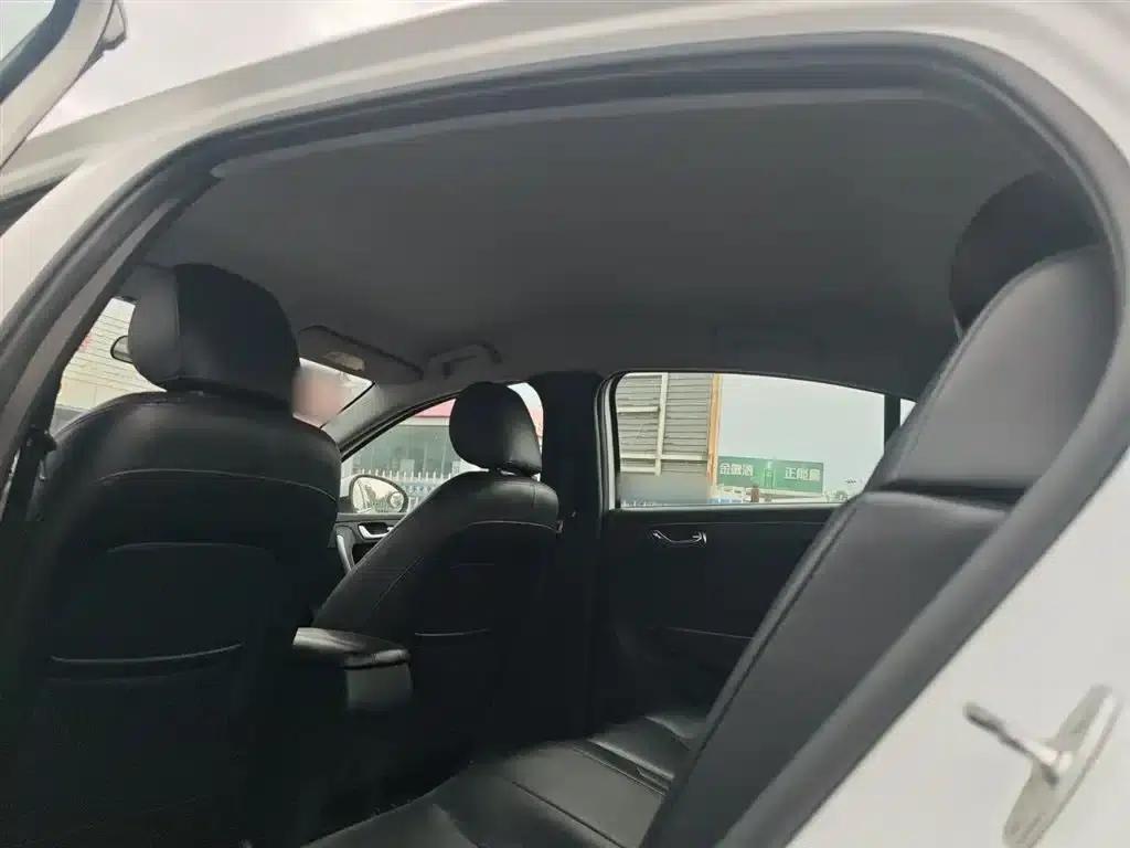 Chery Arrizo 5 2017 1.5L CVT Elite Edition — миниатюра 11