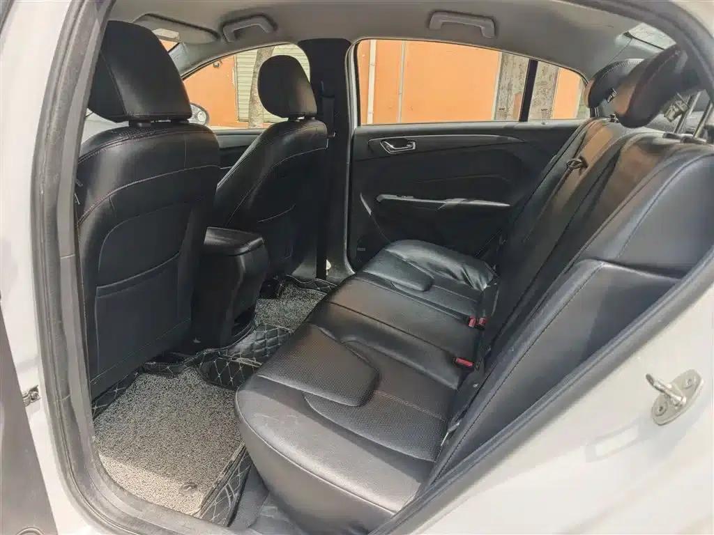 Chery Arrizo 5 2017 1.5L CVT Elite Edition — миниатюра 15