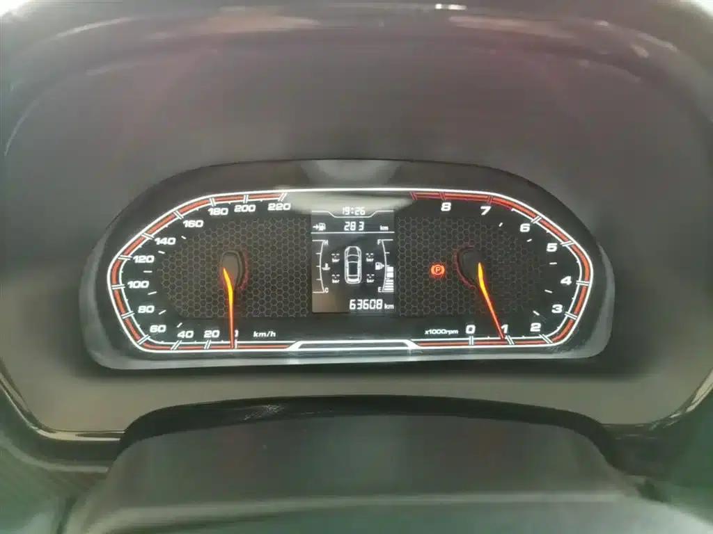 Chery Tiggo 3x 2018 1.5L Manual Elite Edition — миниатюра 12