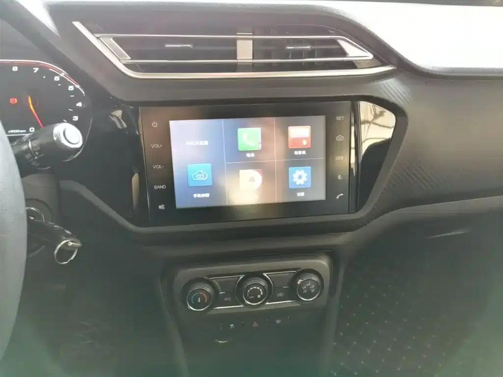 Chery Tiggo 3x 2018 1.5L Manual Elite Edition — миниатюра 13