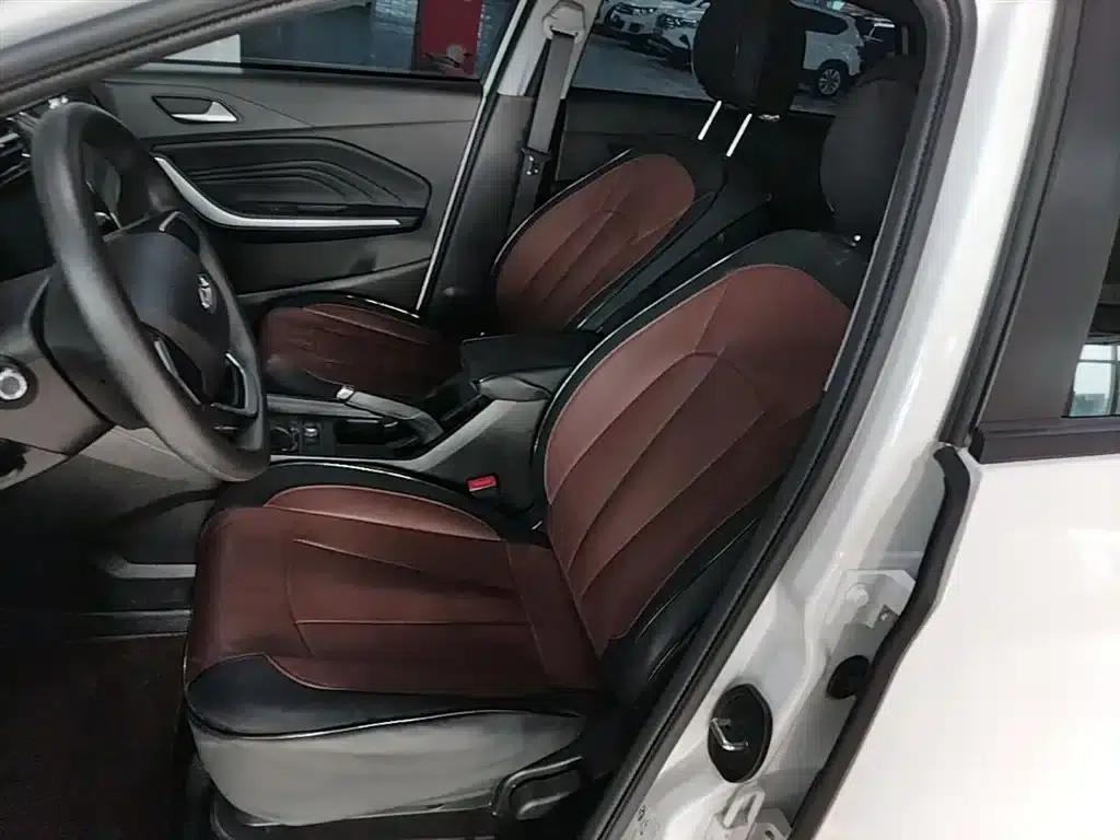 Chery Tiggo 3x 2024 1.5L CVT Premium Edition — миниатюра 15