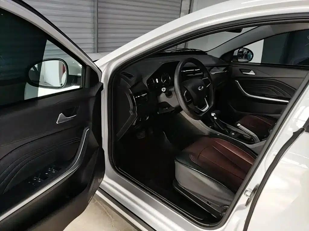 Chery Tiggo 3x 2024 1.5L CVT Premium Edition — миниатюра 16