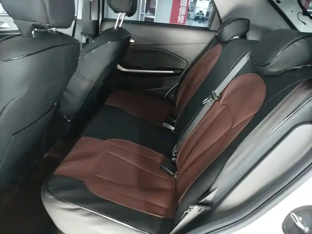 Chery Tiggo 3x 2024 1.5L CVT Premium Edition — миниатюра 17